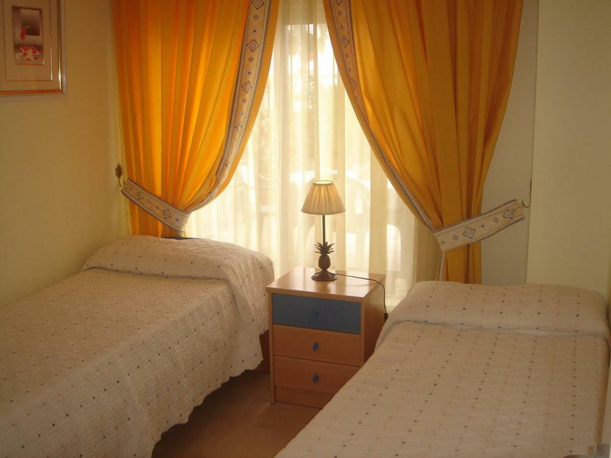 1ª Linea Playa De Burriana 1ºd Apartment Nerja Exterior photo